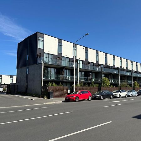 2 Bedroom City Pad With Free Car Park Christchurch Eksteriør billede