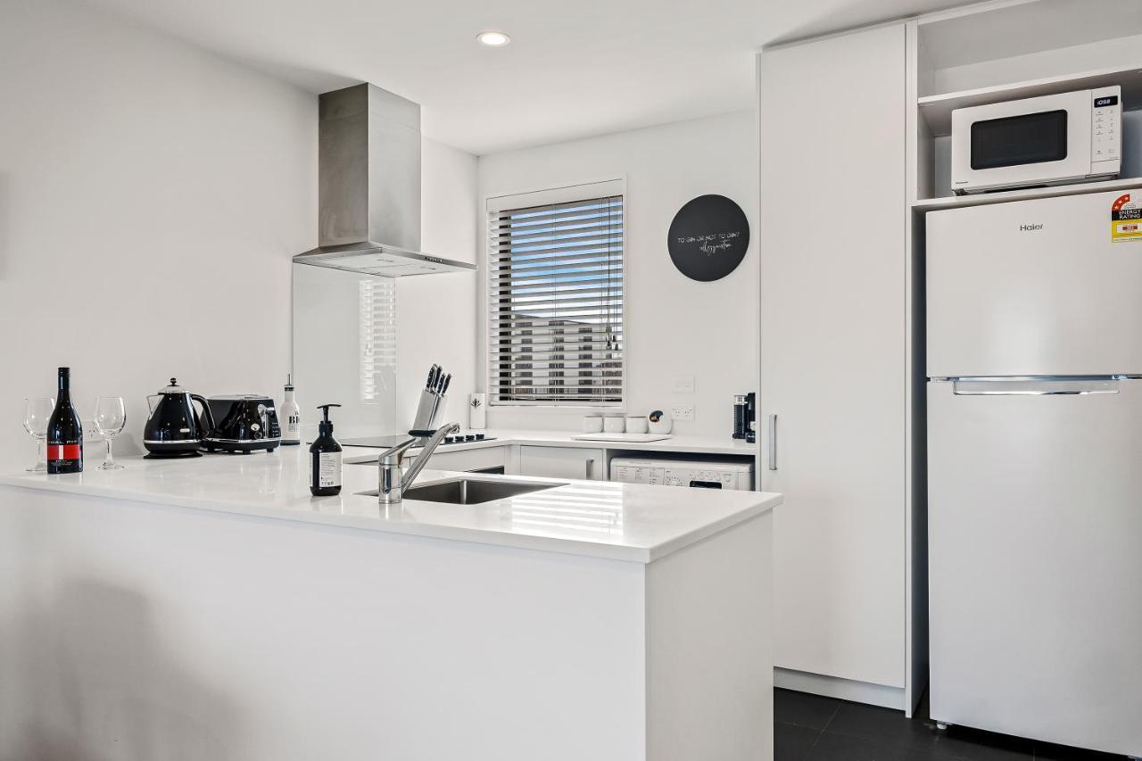 2 Bedroom City Pad With Free Car Park Christchurch Eksteriør billede