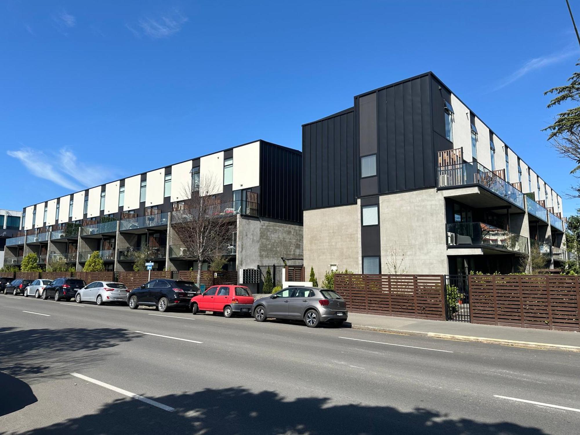 2 Bedroom City Pad With Free Car Park Christchurch Eksteriør billede